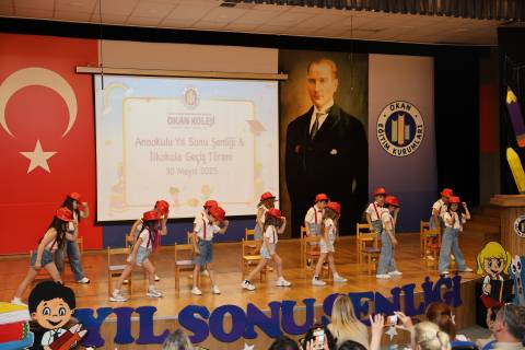 Anaokulu Öğrencilerimiz İlkokula Geçiş Törenimizde Yetenekleri ile Sahnedeydii