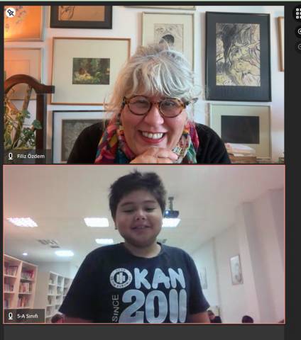  Yazarlarla Buluşan Öğrencilerimiz Kitapların Büyülü Dünyasına Yolculuk Yaptı 