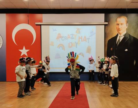 Crazy Hat Day ile Yaratıcılık Zirveye Çıktı