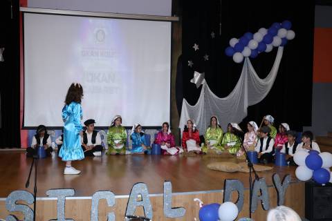 Öğrencilerimiz Dünyaca Ünlü Müzikal Gösterileri Sergilediler