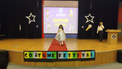 Kostüm Festivali’nde Yaratıcılık ve İngilizce Buluştu 