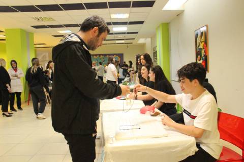   Öğrencilerimiz Geleceğe Yön Veren 151 Projeyi  15. Bilim ve Proje Şenliğinde Sergiledi 