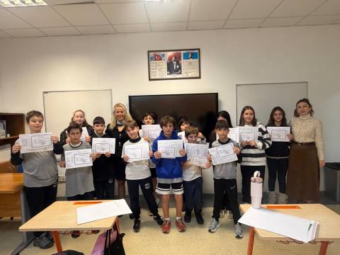 Öğrencilerimizin Karne Heyecanına Ortak Olduk 